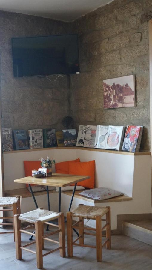 B&B Da Nicoletta San Pantaleo Exterior foto